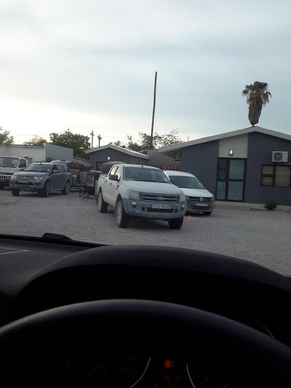 Tsumeb Guesthouse Kamho Dış mekan fotoğraf