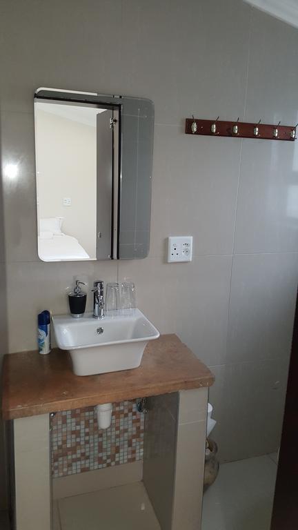 Tsumeb Guesthouse Kamho Dış mekan fotoğraf