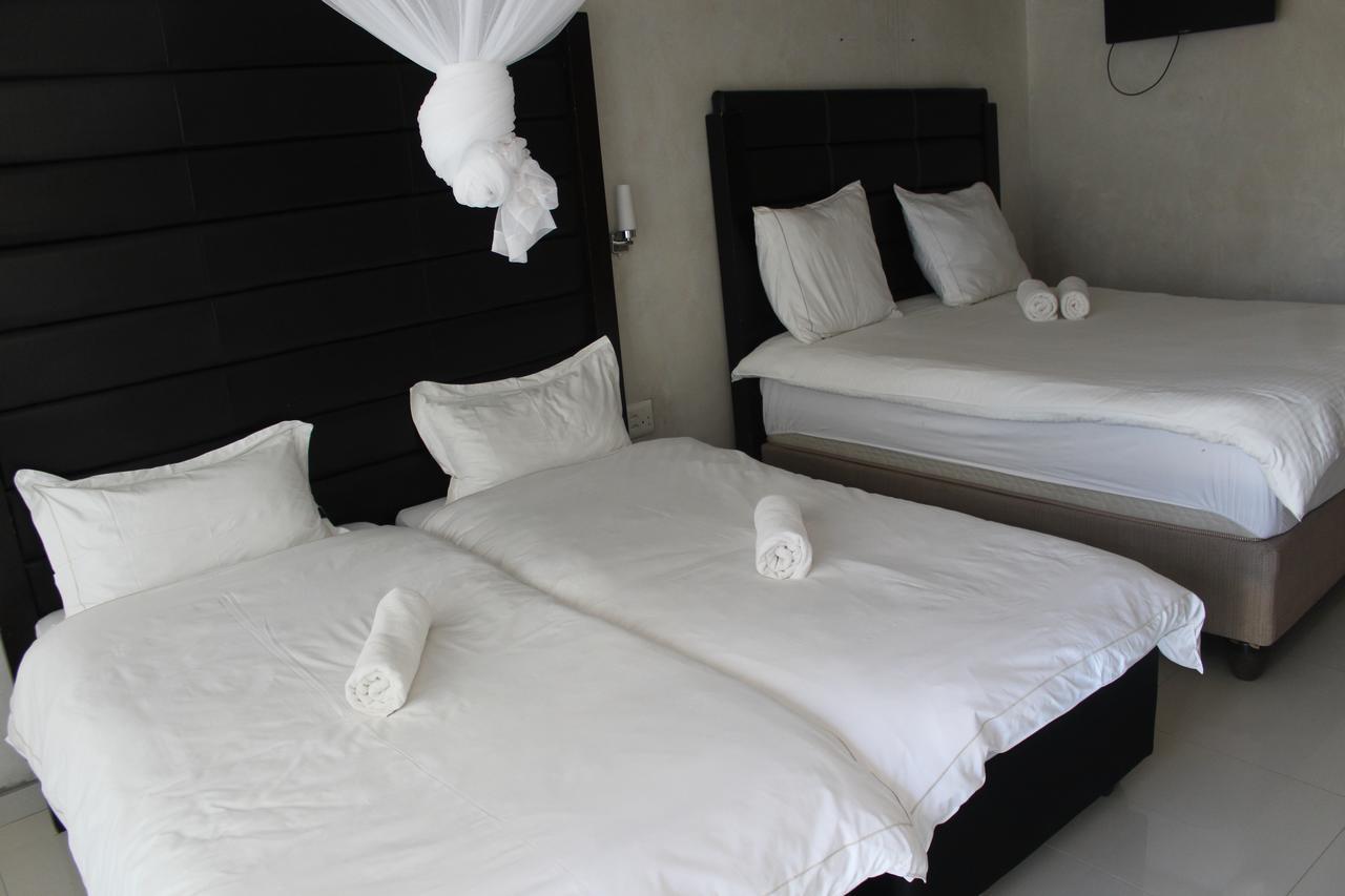 Tsumeb Guesthouse Kamho Dış mekan fotoğraf