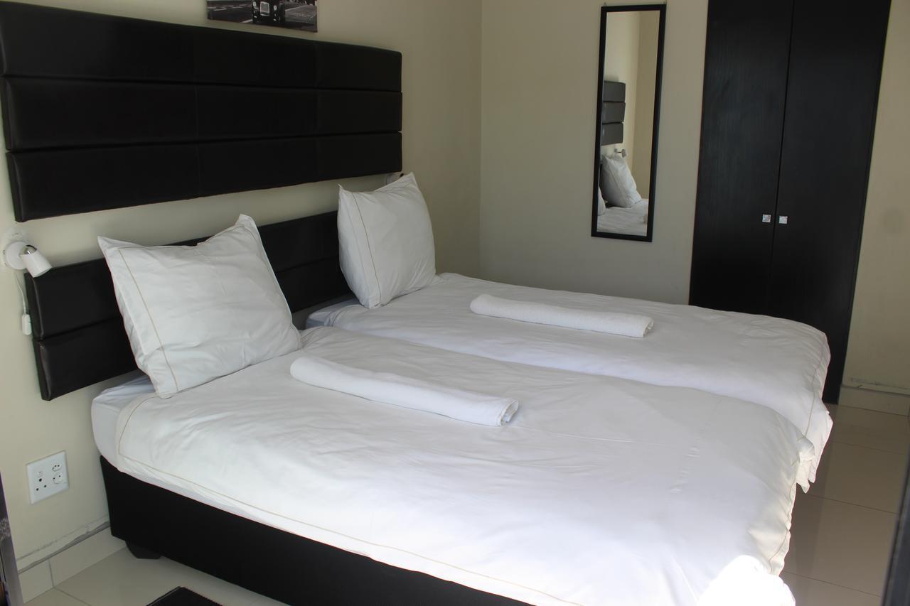 Tsumeb Guesthouse Kamho Dış mekan fotoğraf