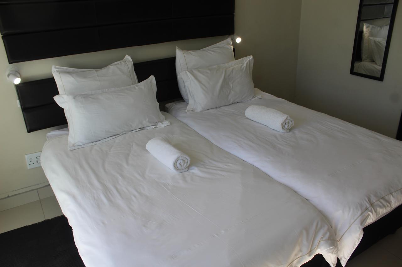 Tsumeb Guesthouse Kamho Dış mekan fotoğraf